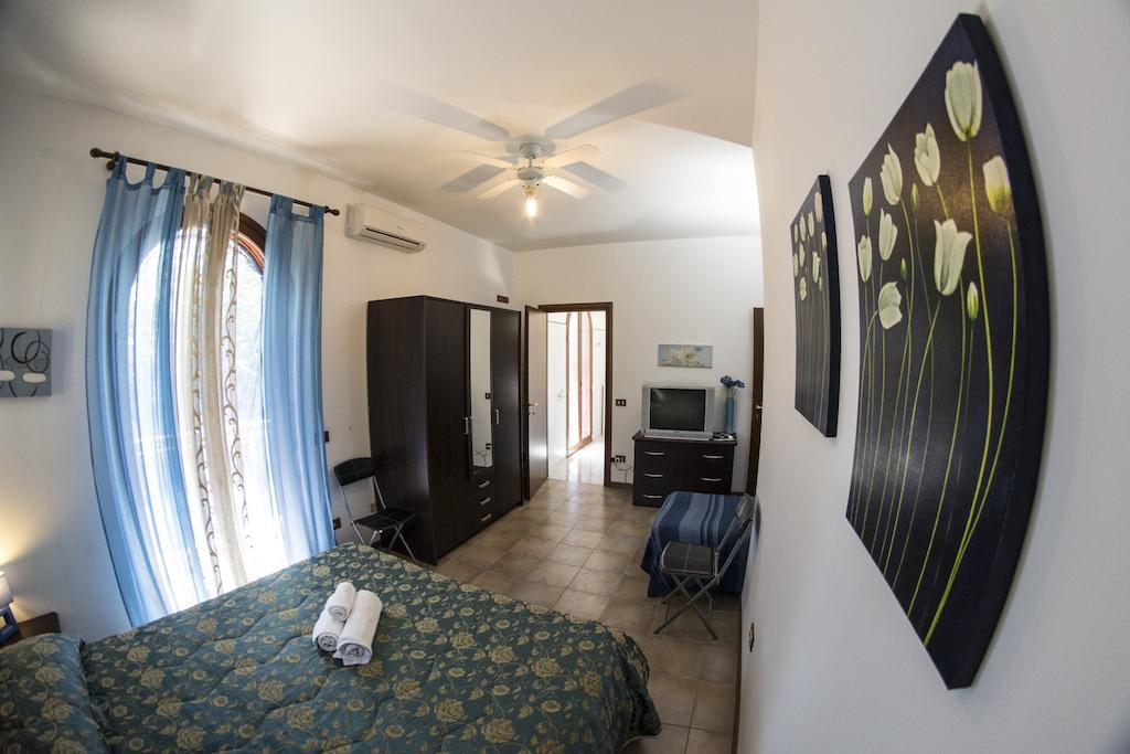 Villa Marysa Studio Apartment Giardini Naxos Exterior photo